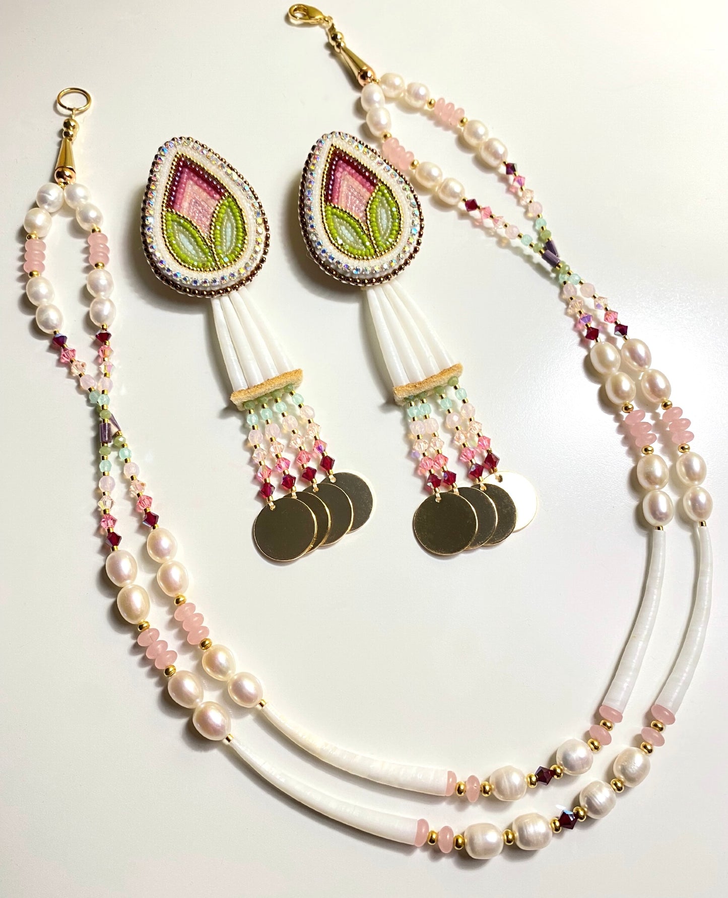 rosebud earrings with dentalium shell & pearl necklace 🐚🌸💐