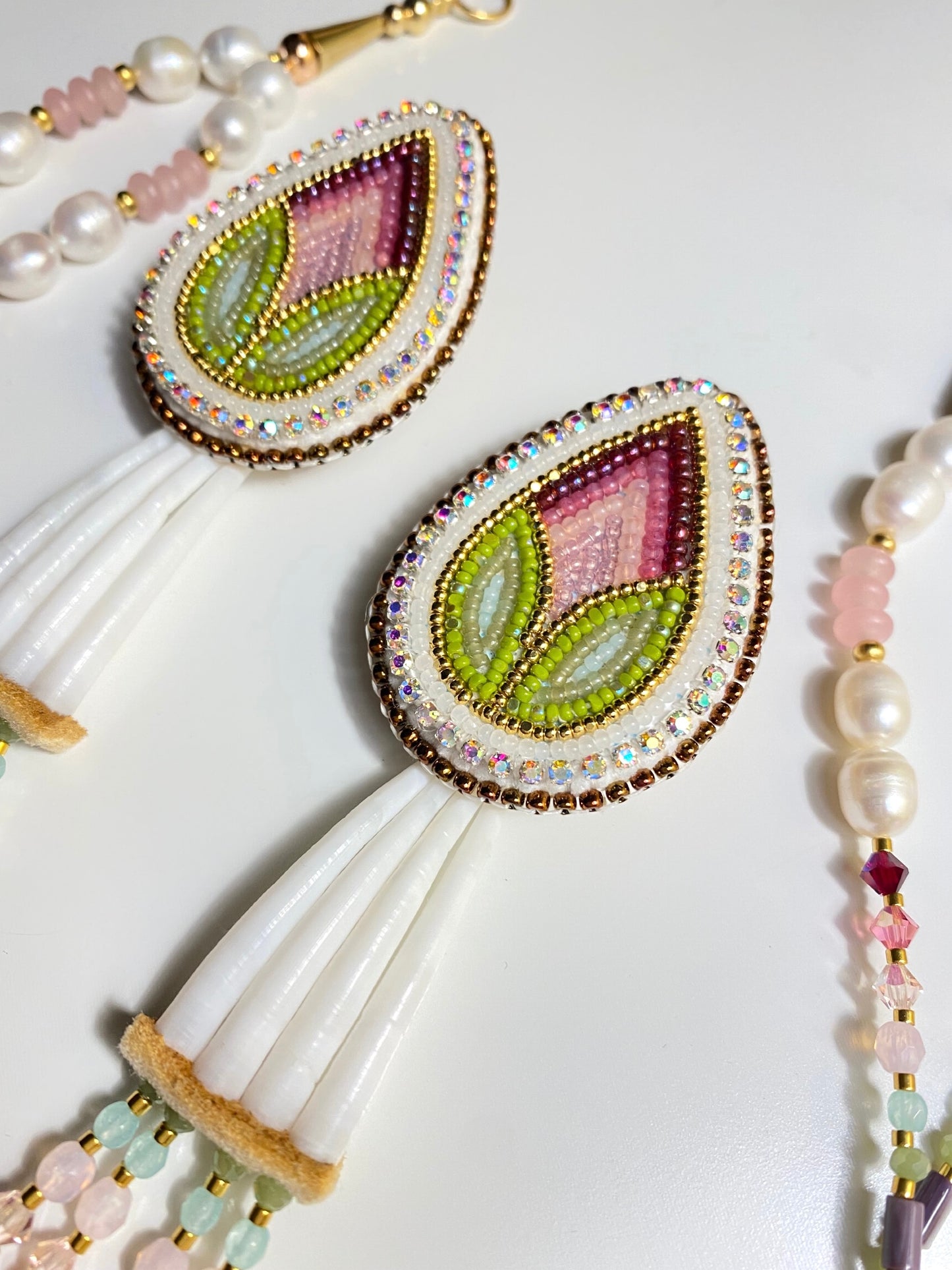 rosebud earrings with dentalium shell & pearl necklace 🐚🌸💐