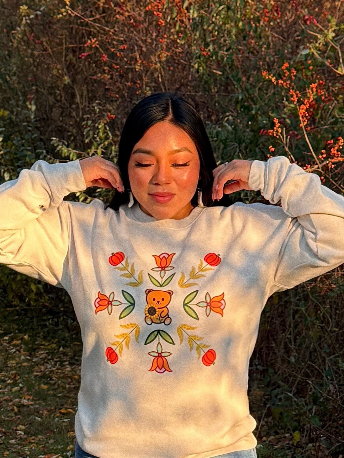 Cozy in Autumn — Oatmeal Tan crewneck 🧸🤎🎃