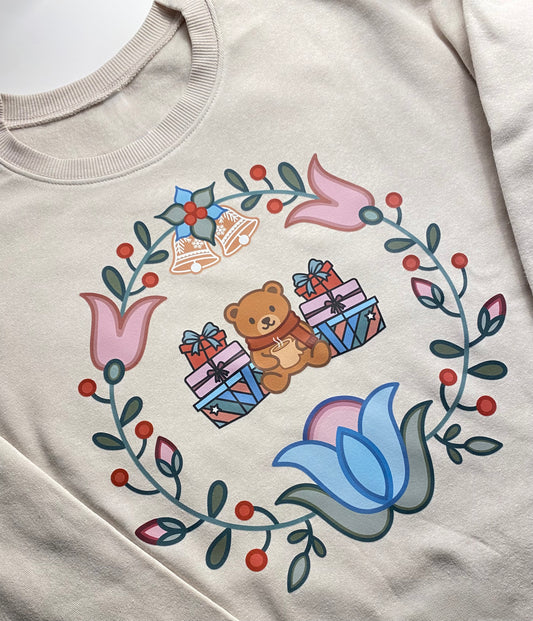 Cozy Winter & Teddy Wreath sweater 🧸